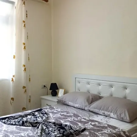 21 Cozy House Apartment
