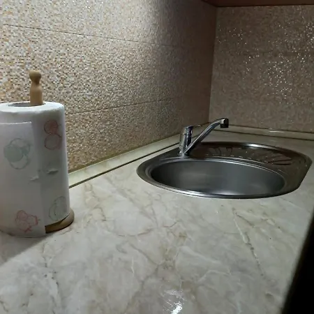 21 Cozy House Apartment Tirana